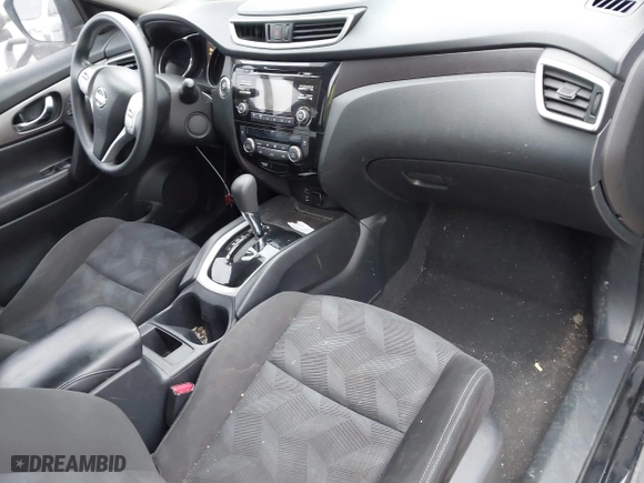2015 Nissan Rogue S with VIN KNMAT2MT3FP555780, listed as a IAAI auction lot 41794398 with 124,681 mi miles. Bid and sale history available at carsss.com. Image 5.