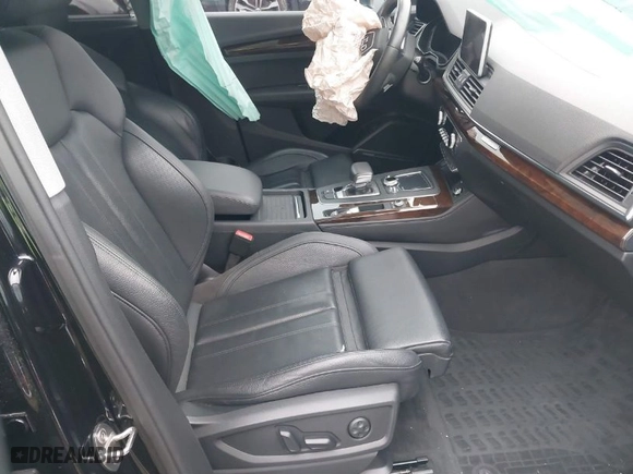 2019 Audi Q5 Premium Plus with VIN WA1BNAFY9K2144323, listed as a IAAI auction lot 41262761 with 71,979 mi miles. Bid and sale history available at carsss.com. Image 5.