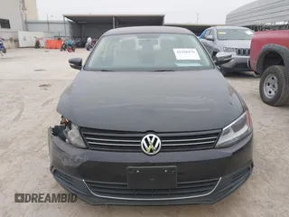 2014 Volkswagen Jetta Sedan SE w/Connectivity with VIN 3VWD07AJ3EM429815, listed as a IAAI auction lot 41288078 with 145,279 mi miles. Bid and sale history available at carsss.com. Image 12.