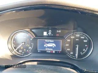 2020 Cadillac XT5 Premium Luxury AWD with VIN 1GYKNDRSXLZ209939, listed as a IAAI auction lot 41166099 with 41,682 mi miles. Bid and sale history available at carsss.com. Image 7.