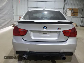 2010 BMW 3 Series 328i xDrive с VIN WBAPK5C53AA646963, выставлен на аукционе Copart как лот 57481095 с пробегом 197 165 миль миль и Списание • Salvage title. История ставок и продаж доступна на DreamBid. Изображение 6.