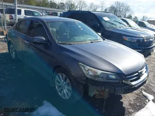 2015 Honda Accord Sedan EX-L with VIN 1HGCR2F86FA252870, listed as a IAAI auction lot 41269388 with 161,018 mi miles. Bid and sale history available at carsss.com. Image 1.