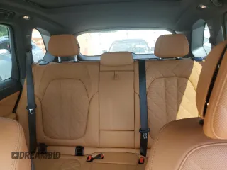 2024 BMW X5 xDrive50e z VIN 5UX43EU07R9S85366, wystawiony jako Copart lot #54894225 z przebiegiem 21 712 mil mil oraz Szkody całkowita. Historia ofert i sprzedaży dostępna na DreamBid. Obrazek 10.