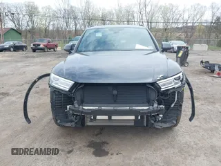 2020 Audi Q5 Premium with VIN WA1ANAFY0L2077771, listed as a IAAI auction lot 42049221 with 29,849 mi miles and . Bid and sale history available at DreamBid. Image 6.