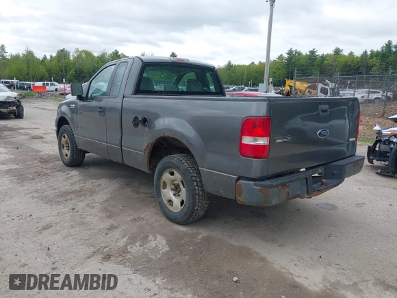 2005 Ford F-150 XL z VIN 1FTRF12265NB74269, wystawiony jako IAAI lot #42267542 z przebiegiem 180 386 mil mil oraz . Historia ofert i sprzedaży dostępna na DreamBid. Obrazek 3.