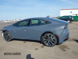 2024 Toyota Prius SE z VIN JTDACACU9R3022803, wystawiony jako IAAI lot #41899408 z przebiegiem 4 374 mil mil oraz . Historia ofert i sprzedaży dostępna na DreamBid. Obrazek 15.