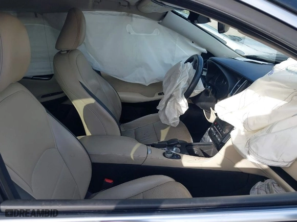 2019 Infiniti QX50 LUXE with VIN 3PCAJ5M10KF108026, listed as a IAAI auction lot 41717530 with NaN miles. Bid and sale history available at carsss.com. Image 5.