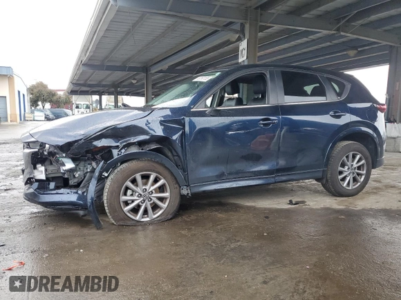 2024 Mazda CX-5 2.5 S Preferred Package with VIN JM3KFBCL5R0411617, listed as a Copart auction lot 49260155 with 17,848 mi miles and Salvage Title. Bid and sale history available at carsss.com. Image 1.
