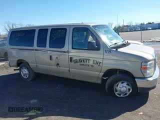 2013 Ford Econoline Passenger XL с VIN 1FBNE3BL7DDA62112, выставлен на аукционе IAAI как лот 41590110 с пробегом 194 712 миль миль и . История ставок и продаж доступна на DreamBid. Изображение 13.