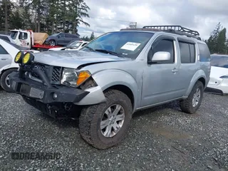 2005 Nissan Pathfinder SE z VIN 5N1AR18W35C790033, wystawiony jako IAAI lot #41949129 z przebiegiem 227 199 mil mil oraz . Historia ofert i sprzedaży dostępna na DreamBid. Obrazek 17.