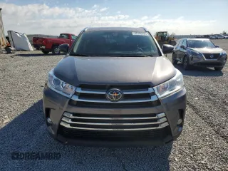 2017 Toyota Highlander XLE with VIN 5TDJZRFH5HS456984, listed as a Copart auction lot 50780025 with 113,287 mi miles and Salvage title. Bid and sale history available at DreamBid. Image 5.