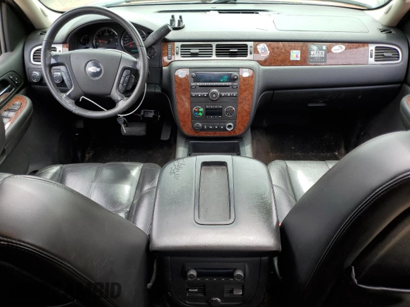 2007 Chevrolet Avalanche LTZ z VIN 3GNFK12307G230698, wystawiony jako Copart lot #56882075 z przebiegiem 185 009 mil mil oraz Czysty tytuł • Clean title. Historia ofert i sprzedaży dostępna na DreamBid. Obrazek 8.