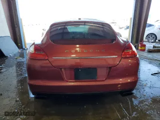 2012 Porsche Panamera with VIN WP0AA2A74CL013572, listed as a Copart auction lot 44519805 with 145,545 mi miles and Salvage Title. Bid and sale history available at carsss.com. Image 6.