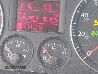 2008 Volkswagen Jetta Wolfsburg Edition с VIN 3VWRJ71K98M154838, выставлен на аукционе IAAI как лот 42005489 с пробегом 199 298 миль миль и . История ставок и продаж доступна на DreamBid. Изображение 15.