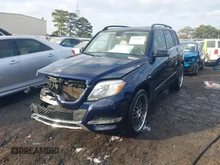 2013 Mercedes-Benz GLK with VIN WDCGG8JB3DF967790, listed as a IAAI auction lot 41445047 with 133,377 mi miles. Bid and sale history available at carsss.com. Image 17.