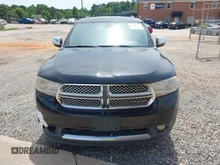 2013 Dodge Durango Citadel z VIN 1C4RDHEG7DC562546, wystawiony jako IAAI lot #42311942 z przebiegiem 286 411 mil mil oraz . Historia ofert i sprzedaży dostępna na DreamBid. Obrazek 12.