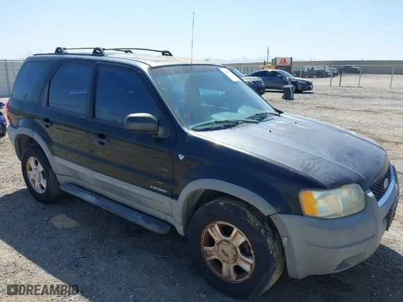 2001 Ford Escape XLT with VIN 1FMYU03141KF43980, listed as a IAAI auction lot 41989002 with 222,344 mi miles. Bid and sale history available at carsss.com. Image 1.