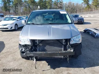 2014 Dodge Grand Caravan SXT 30th Anniversary with VIN 2C4RDGCGXER239873, listed as a IAAI auction lot 41891976 with 151,740 mi miles. Bid and sale history available at carsss.com. Image 6.