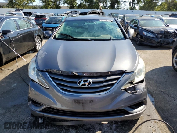 2011 Hyundai Sonata GLS with VIN 5NPEB4AC4BH044735, listed as a Copart auction lot 55756035 with 205,477 mi miles and Non Repairable. Bid and sale history available at DreamBid. Image 5.