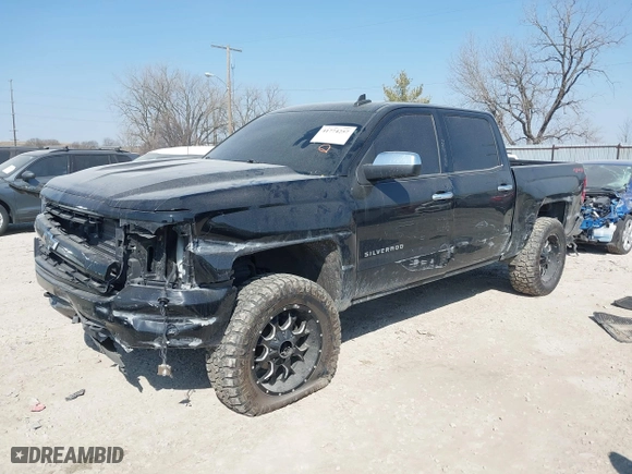 2018 Chevrolet Silverado 1500 Custom with VIN 3GCUKPEC4JG552699, listed as a IAAI auction lot 41774257 with 131,916 mi miles. Bid and sale history available at carsss.com. Image 17.