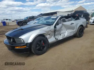 2005 Ford Mustang GT Deluxe с VIN 1ZVFT85H455209697, выставлен на аукционе Copart как лот 57220055 с пробегом 143 302 миль миль и На запчасти • Non repairable. История ставок и продаж доступна на DreamBid. Изображение 1.