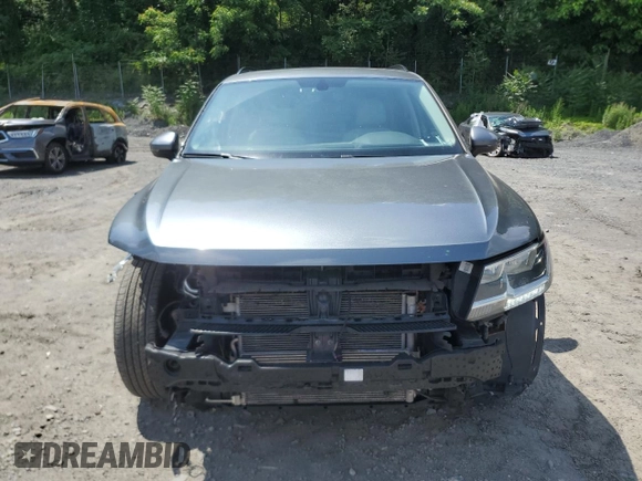 2018 Volkswagen Tiguan SEL with VIN 3VV2B7AXXJM060858, listed as a Copart auction lot 60639885 with 119,148 mi miles and Salvage title. Bid and sale history available at DreamBid. Image 5.