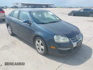 2008 Volkswagen Jetta SE with VIN 3VWRZ71K78M096897, listed as a IAAI auction lot 42801573 with 133,549 mi miles and . Bid and sale history available at DreamBid. Image 1.