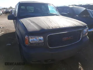 2000 GMC Denali with VIN 1GKEK13R6YR146253, listed as a Copart auction lot 44381765 with 264,950 mi miles and Salvage Title. Bid and sale history available at DreamBid. Image 5.