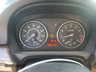 2009 BMW 3 Series 335i с VIN WBAPM73569A366603, выставлен на аукционе Copart как лот 85490334 с пробегом 180 502 миль миль и Списание • Salvage title. История ставок и продаж доступна на DreamBid. Изображение 9.