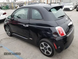 2013 FIAT 500e with VIN 3C3CFFGE7DT712695, listed as a Copart auction lot 87768005 with 43,490 mi miles and Salvage Title. Bid and sale history available at carsss.com. Image 2.
