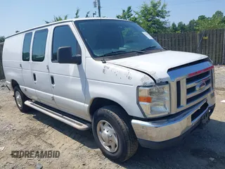 2013 Ford Econoline Cargo Commercial z VIN 1FTNE2EW7DDA46178, wystawiony jako IAAI lot #42541409 z przebiegiem 269 178 mil mil oraz . Historia ofert i sprzedaży dostępna na DreamBid. Obrazek 1.