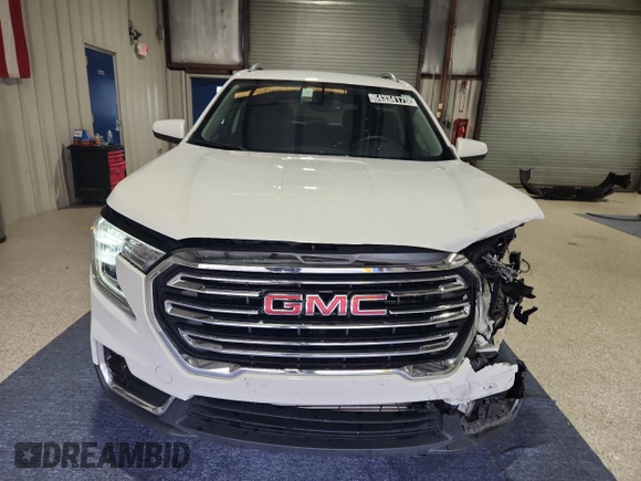2024 GMC Terrain SLT with VIN 3GKALVEG2RL352063, listed as a Copart auction lot 64334175 with 29,027 mi miles and Clean title. Bid and sale history available at DreamBid. Image 5.