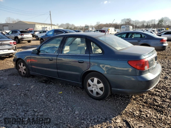 2004 Saturn L L300 1 z VIN 1G8JC54F24Y501352, wystawiony jako Copart lot #82625004 z przebiegiem 119 175 mil mil oraz Szkody całkowita. Historia ofert i sprzedaży dostępna na DreamBid. Obrazek 2.