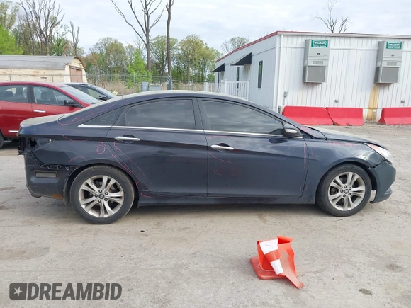 2011 Hyundai Sonata Limited with VIN 5NPEC4AC2BH040681, listed as a IAAI auction lot 42064785 with 270,773 mi miles and . Bid and sale history available at DreamBid. Image 14.