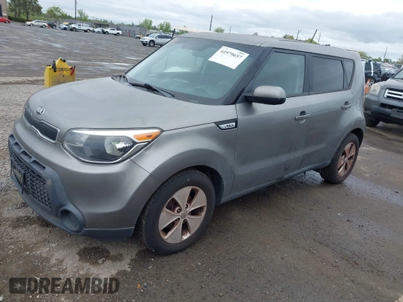2015 Kia Soul z VIN KNDJN2A28F7219581, wystawiony jako IAAI lot #41979657 z przebiegiem 172 688 mil mil oraz . Historia ofert i sprzedaży dostępna na DreamBid. Obrazek 2.