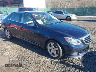 2016 Mercedes-Benz E-Class E 350 Luxury with VIN WDDHF8JB2GB208191, listed as a IAAI auction lot 41545153 with 96,502 mi miles. Bid and sale history available at carsss.com. Image 1.