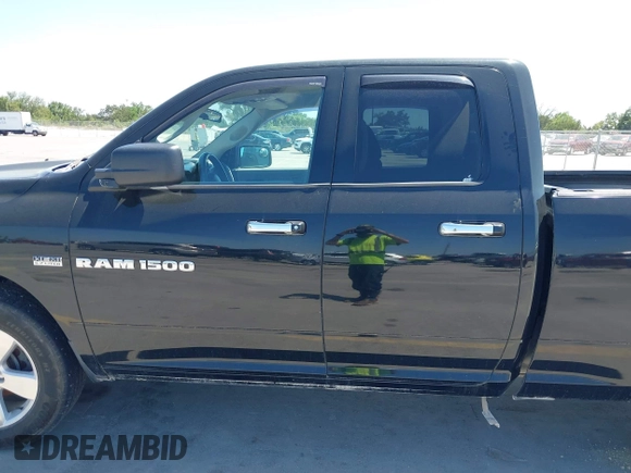 2012 Ram 1500 Big Horn z VIN 1C6RD6GT5CS224170, wystawiony jako IAAI lot #41644272 z przebiegiem 181 504 mil mil oraz . Historia ofert i sprzedaży dostępna na DreamBid. Obrazek 14.