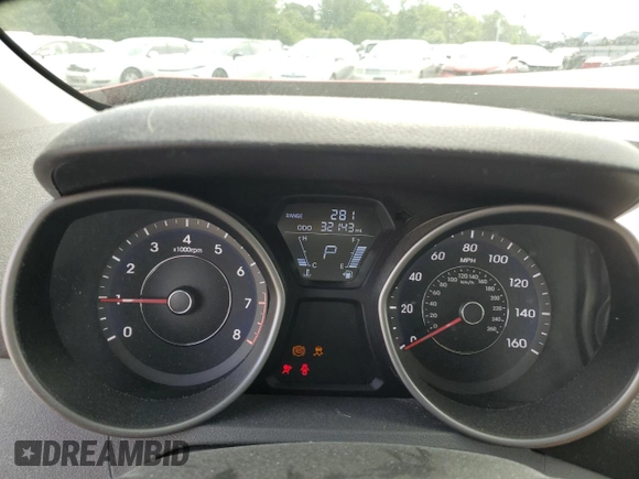 2013 Hyundai Elantra GLS with VIN 5NPDH4AE4DH437567, listed as a Copart auction lot 59513645 with 32,143 mi miles and Salvage title. Bid and sale history available at DreamBid. Image 9.