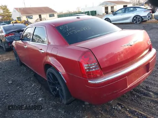 2007 Chrysler 300 C with VIN 2C3KA63H87H697826, listed as a IAAI auction lot 41819347 with 999,999 mi miles. Bid and sale history available at carsss.com. Image 3.