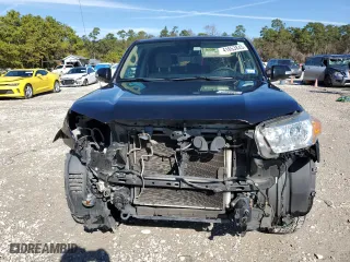 2011 Toyota 4Runner SR5 with VIN JTEZU5JR3B5023828, listed as a Copart auction lot 41653845 with 228,220 mi miles and Salvage Title. Bid and sale history available at carsss.com. Image 5.
