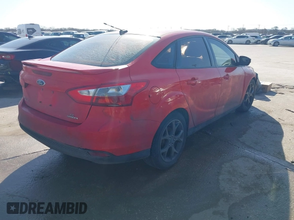 2014 Ford Focus SE with VIN 1FADP3F23EL196356, listed as a IAAI auction lot 41781531 with 154,186 mi miles. Bid and sale history available at carsss.com. Image 4.