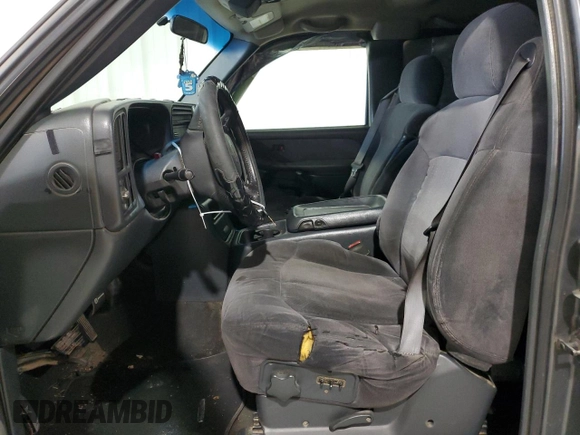 2001 Chevrolet Silverado 1500 LS with VIN 2GCEC19T911170282, listed as a Copart auction lot 55807415 with Not Provided miles and Salvage Title. Bid and sale history available at DreamBid. Image 7.
