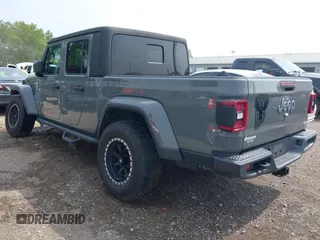 2020 Jeep Gladiator Overland with VIN 1C6HJTFG0LL169628, listed as a IAAI auction lot 42476729 with 102,874 mi miles and . Bid and sale history available at DreamBid. Image 3.