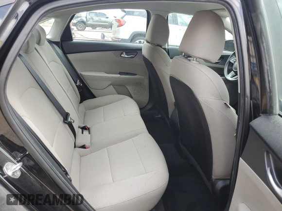 2019 Kia Forte LXS z VIN 3KPF24AD3KE052794, wystawiony jako Copart lot #53907935 z przebiegiem 128 394 mil mil oraz Szkoda całkowita • Salvage title. Historia ofert i sprzedaży dostępna na DreamBid. Obrazek 10.