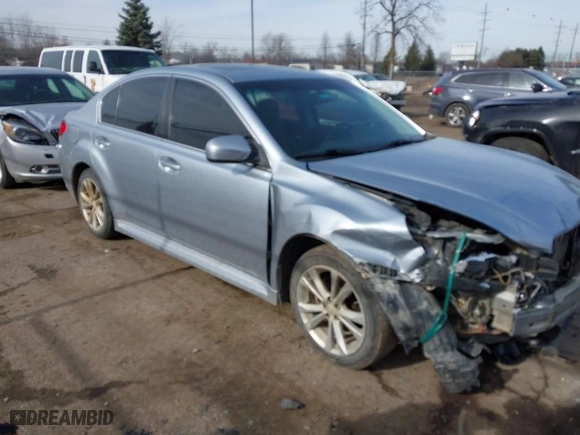 2014 Subaru Legacy 2.5i Premium with VIN 4S3BMBD65E3016983, listed as a IAAI auction lot 41463591 with 165855 miles. Bid and sale history available at carsss.com. Image 1.