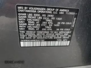 2024 Volkswagen Atlas SEL Premium R-Line with VIN 1V2FR2CAXRC537792, listed as a Copart auction lot 52522895 with 27,211 mi miles and Salvage title. Bid and sale history available at DreamBid. Image 15.