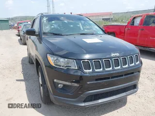 2018 Jeep Compass Latitude z VIN 3C4NJDBB3JT144056, wystawiony jako IAAI lot #42138173 z przebiegiem 45 985 mil mil oraz . Historia ofert i sprzedaży dostępna na DreamBid. Obrazek 6.