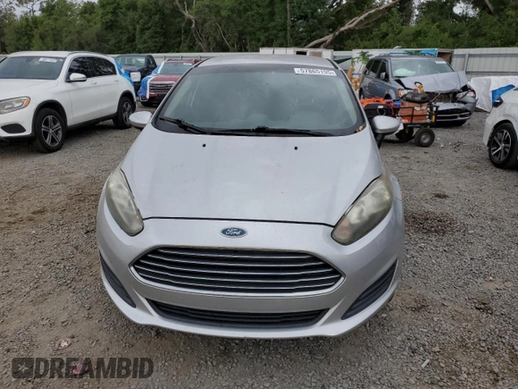 2016 Ford Fiesta S z VIN 3FADP4AJXGM153848, wystawiony jako Copart lot #57865195 z przebiegiem 128 858 mil mil oraz Szkoda całkowita • Salvage title. Historia ofert i sprzedaży dostępna na DreamBid. Obrazek 5.