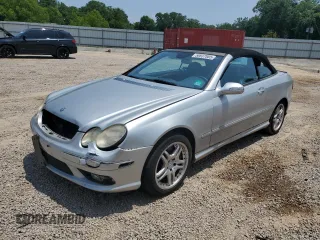 2004 Mercedes-Benz CLK 500 z VIN WDBTK75G14T013073, wystawiony jako Copart lot #58837005 z przebiegiem 203 504 mil mil oraz Szkoda całkowita • Salvage title. Historia ofert i sprzedaży dostępna na DreamBid. Obrazek 1.
