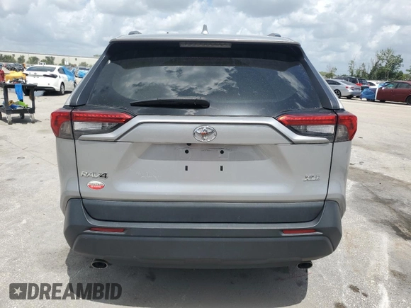 2022 Toyota RAV4 XLE with VIN 2T3W1RFV8NW190812, listed as a Copart auction lot 59731955 with 68,019 mi miles and Non repairable. Bid and sale history available at DreamBid. Image 6.